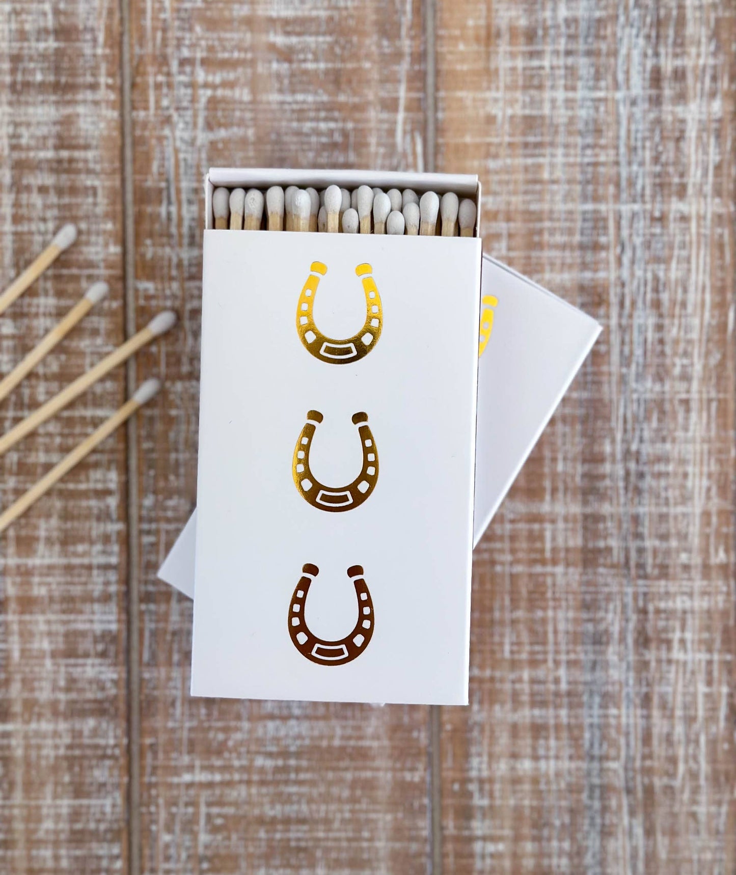 White Oversized Horseshoe Matches