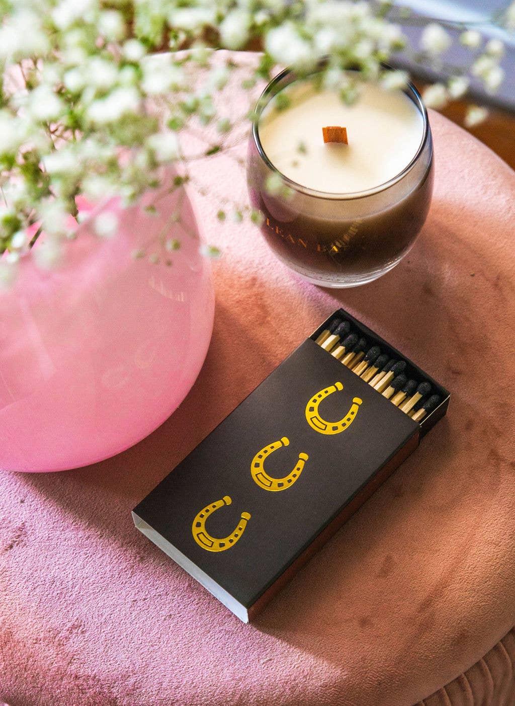 Black Oversized Horseshoe Matches with Gold Foil